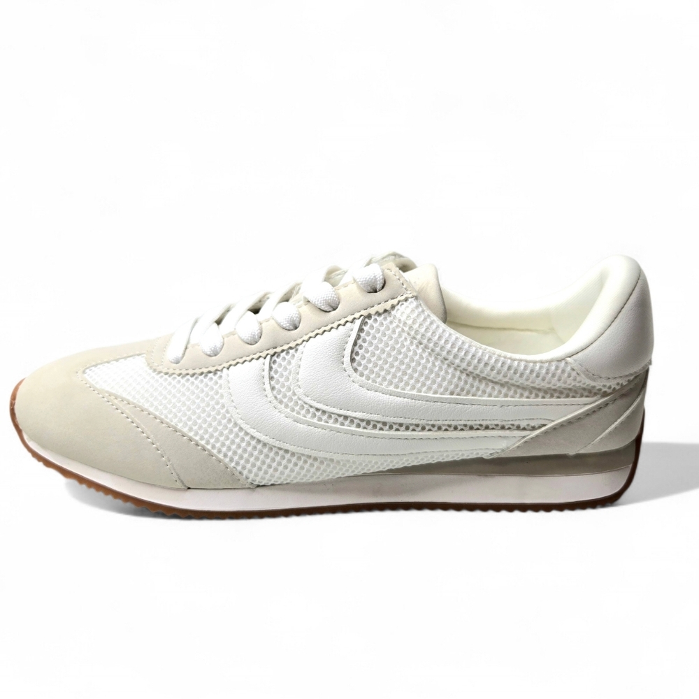 Dolce Vita Henry Sneakers. 8.5 - Picture 2 of 12